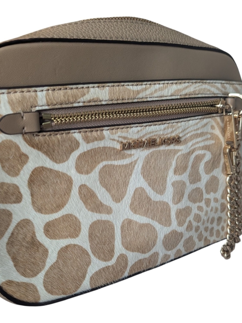 Michael Kors Beige Giraffe-Print Crossbody with Gold Chain Detail - Picture 2 of 12